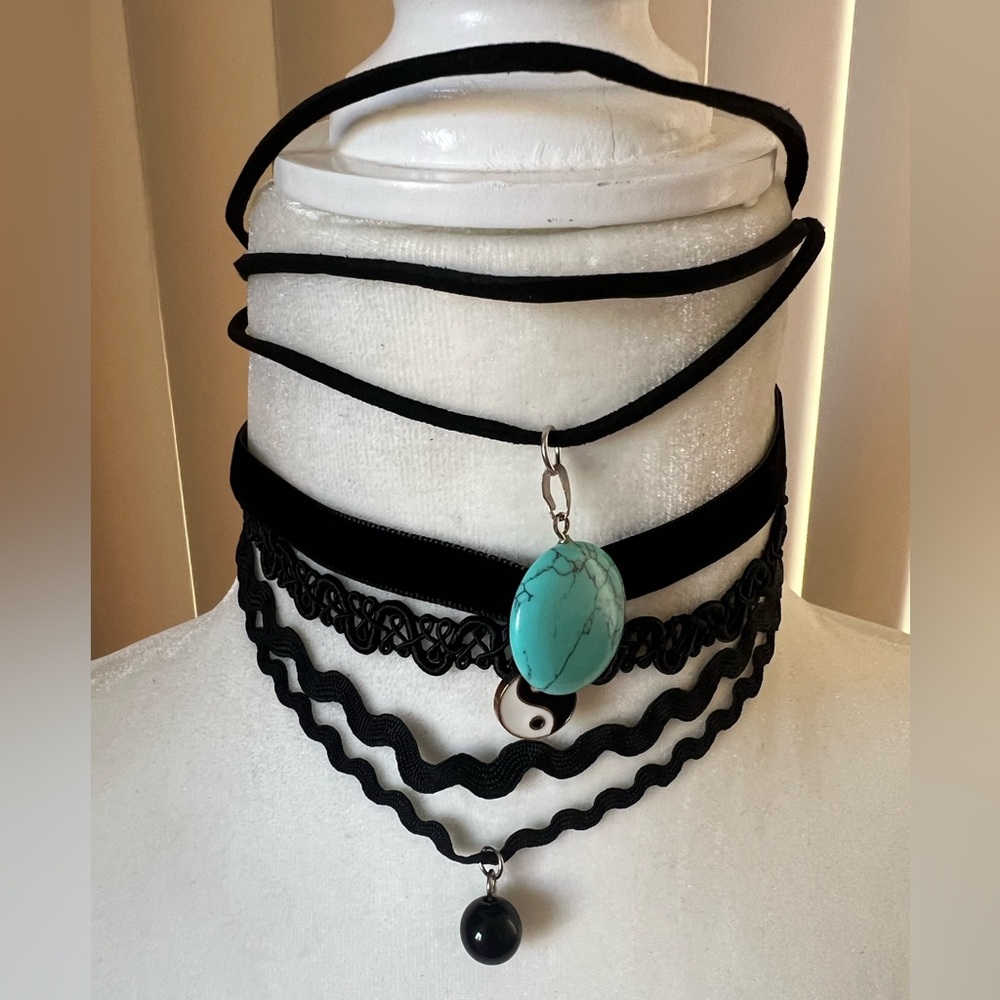 Choker Black 4 Pices 🌟🌟